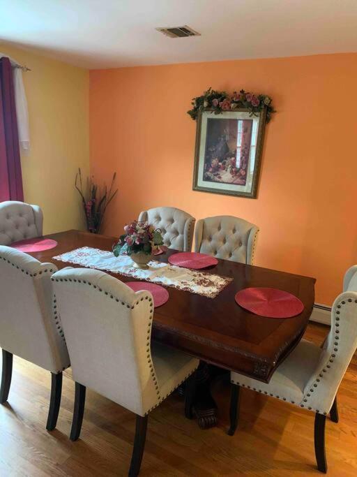 Family 3-Bedroom Home Elizabeth Kültér fotó